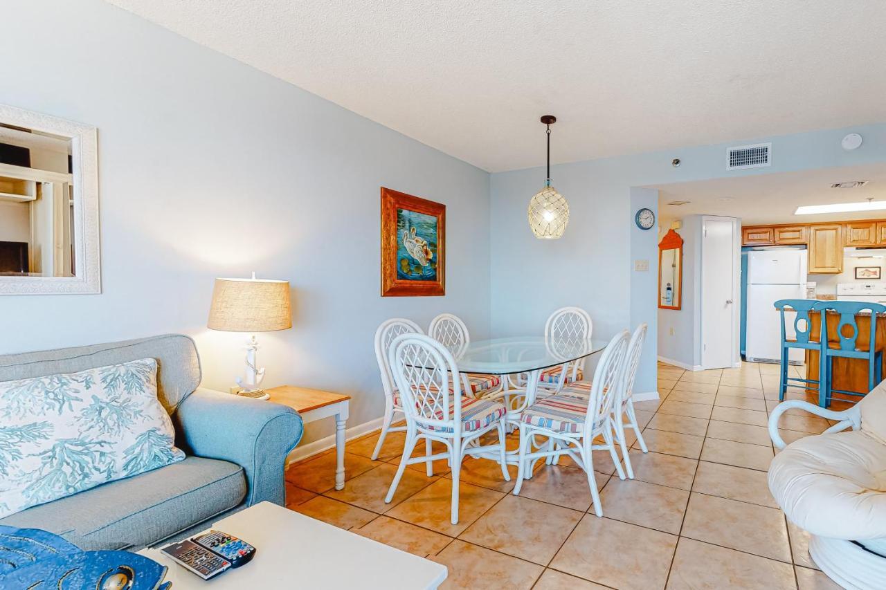 Phoenix Vacation Rentals Orange Beach Room photo