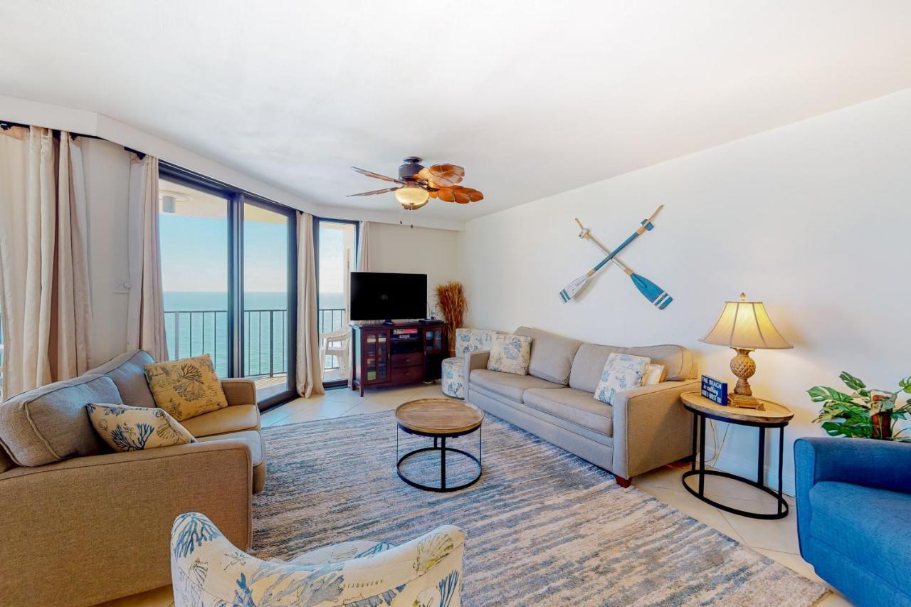 Phoenix Vacation Rentals Orange Beach Room photo