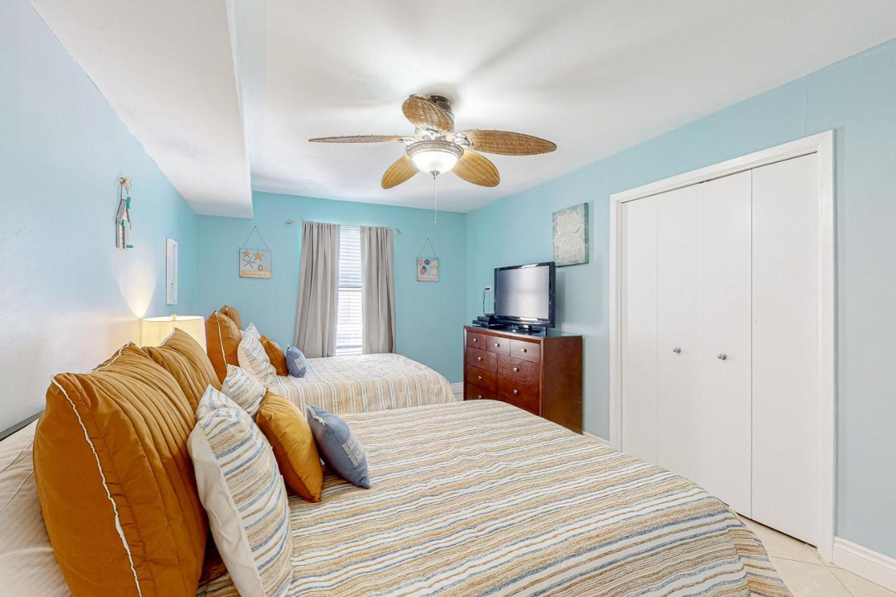 Phoenix Vacation Rentals Orange Beach Exterior photo