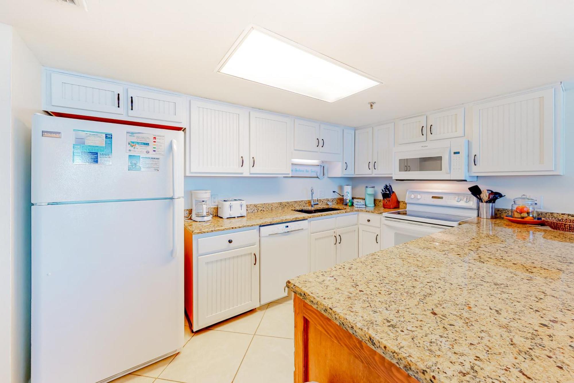 Phoenix Vacation Rentals Orange Beach Room photo