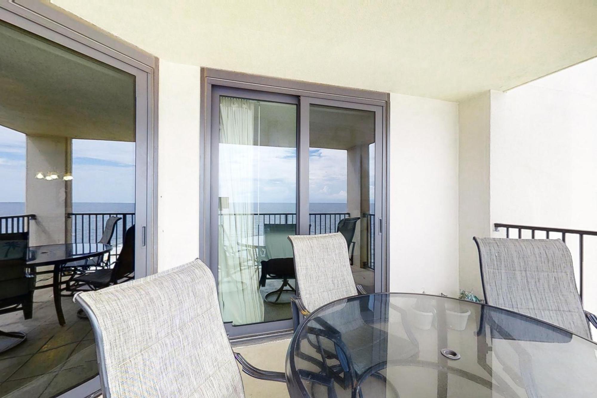 Phoenix Vacation Rentals Orange Beach Room photo